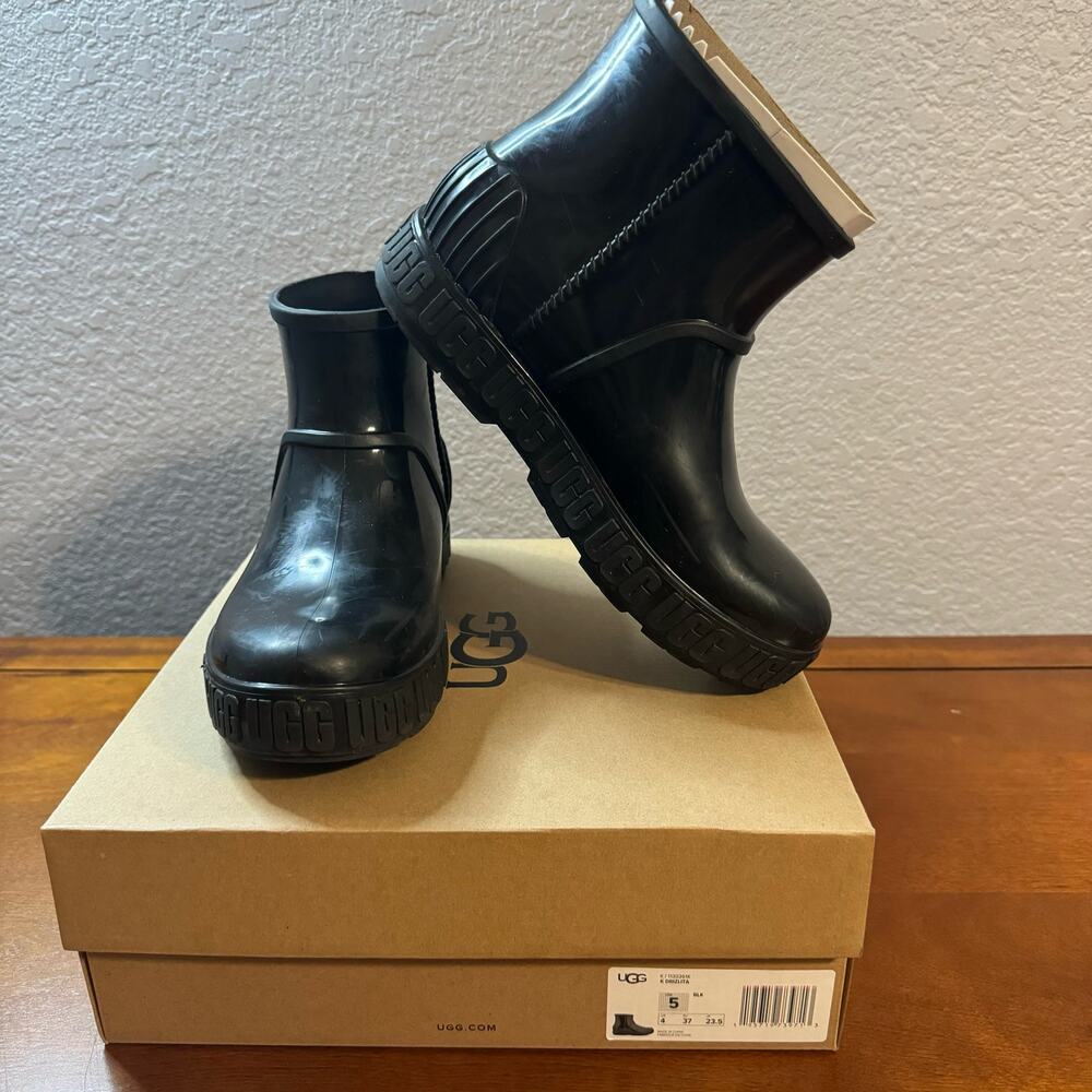 UGG Women's Drizlita Black Waterproof Rain Boots Size 5 VGUC